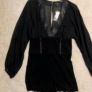 BEBE v-neck romper